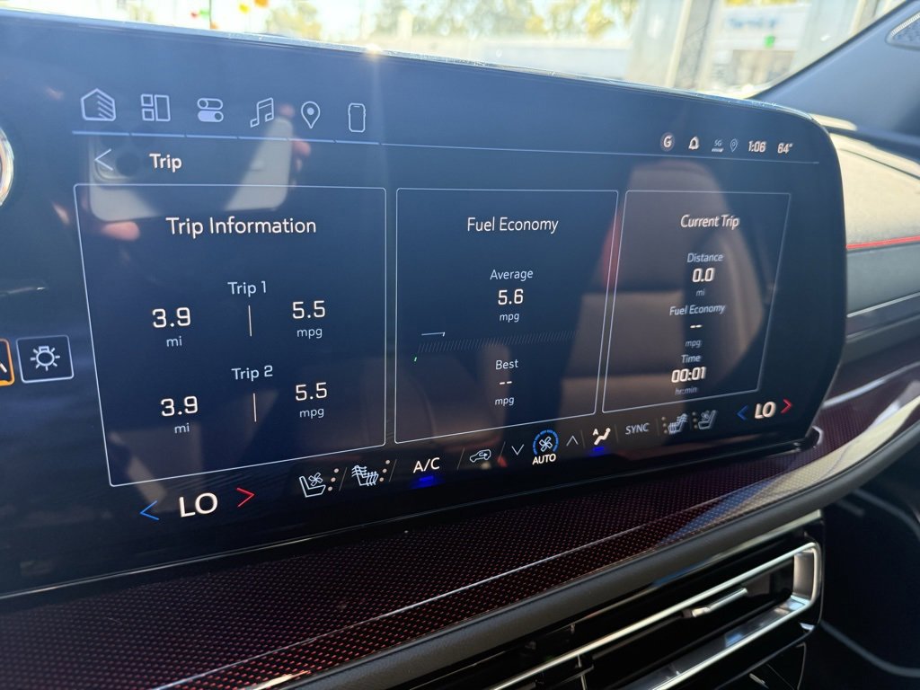 New 2026 Chevrolet Traverse RS w/ LPO, Floor Liner Package image 24