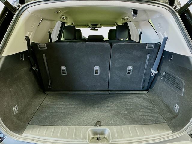 Used 2025 Nissan Pathfinder SV image 26