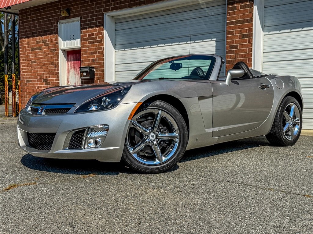 Used 2008 Saturn Sky Red Line image 9