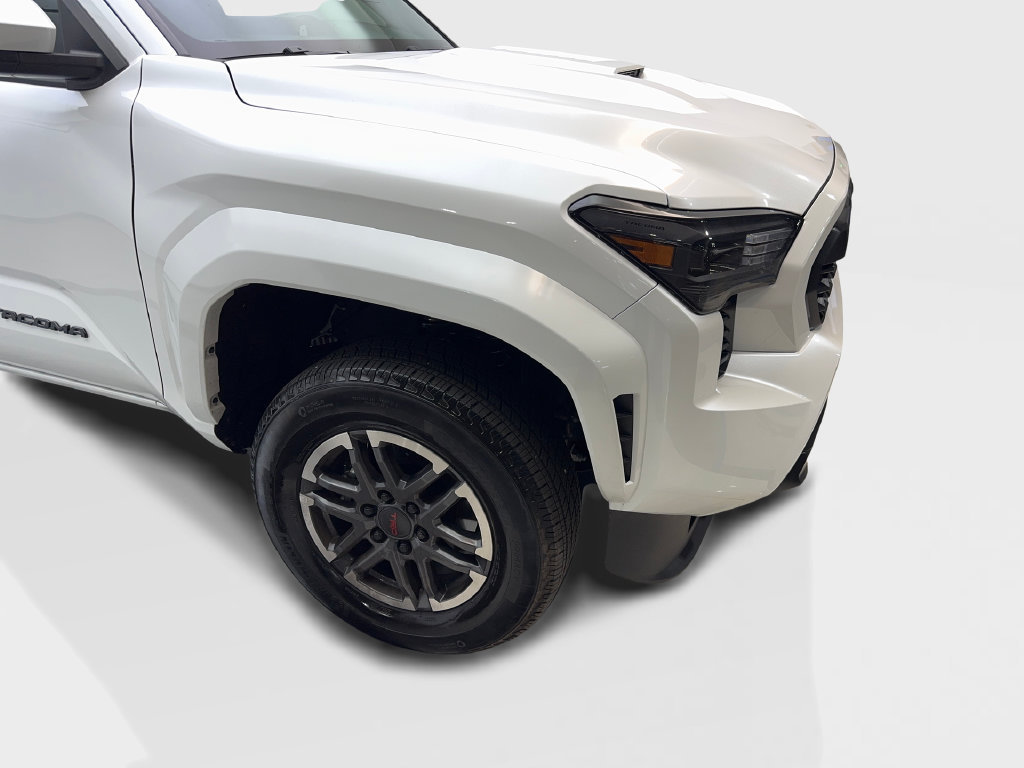 Used 2025 Toyota Tacoma TRD Sport AWD/4WD image 20