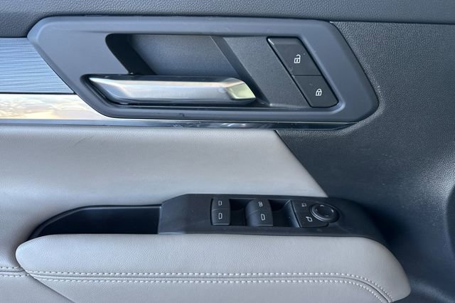 Used 2026 GMC Terrain Elevation w/ Black Edition image 11