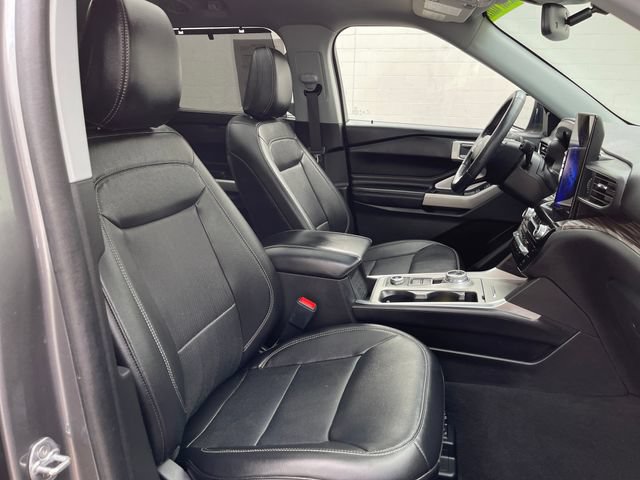 Used 2024 Ford Explorer Limited w/ Limited Technology Package AWD/4WD image 42