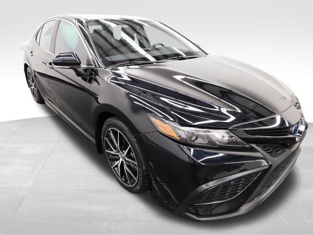 Used 2024 Toyota Camry SE image 11