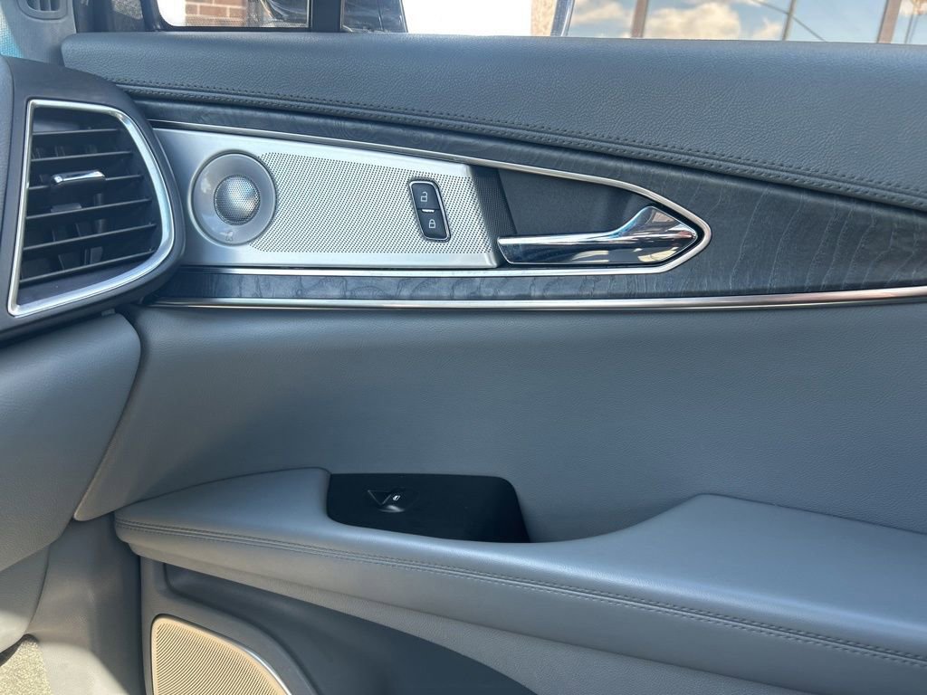 Used 2019 Lincoln Nautilus Reserve w/ Ultimate Package AWD/4WD image 30