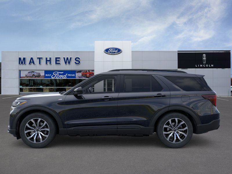 New 2026 Ford Explorer ST-Line image 3
