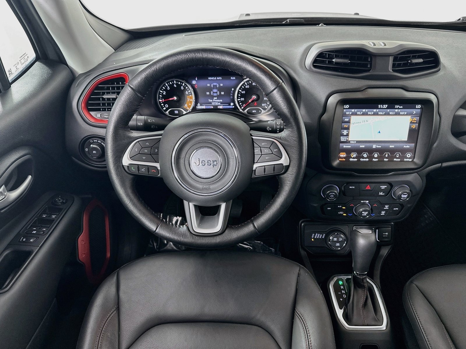 Used 2023 Jeep Renegade Trailhawk w/ Trailhawk Elite Group AWD/4WD image 22