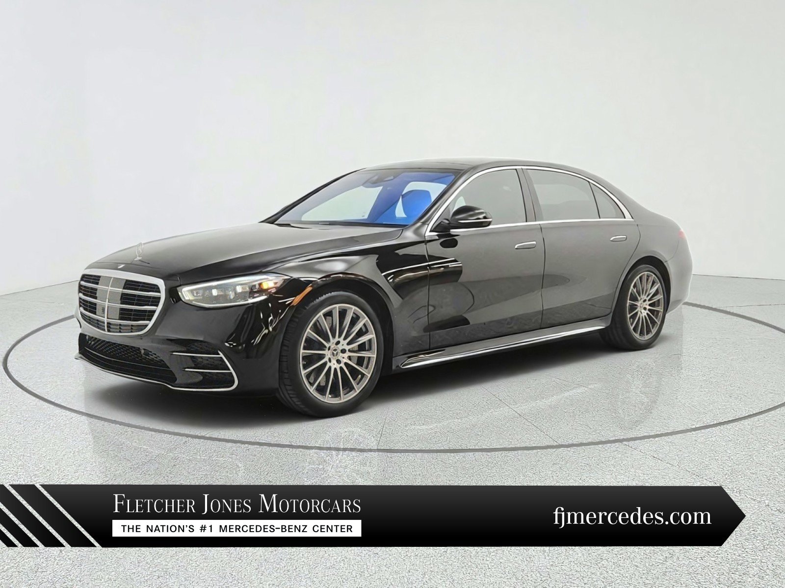 Certified 2025 Mercedes-Benz S 580 4MATIC Sedan image 1