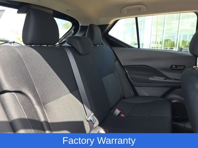 Used 2024 Nissan Kicks S FWD image 7