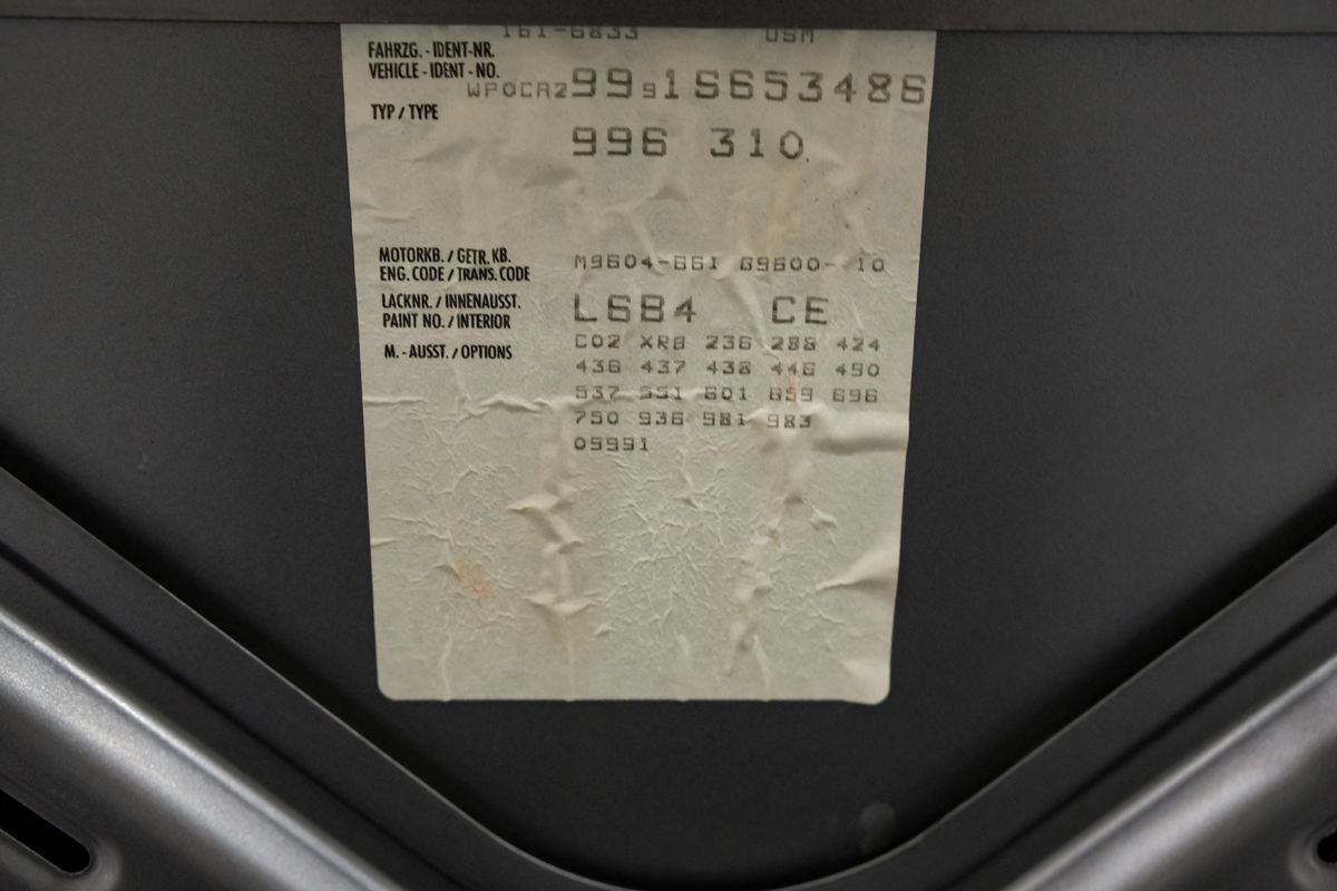 Used 2001 Porsche 911 Carrera image 51