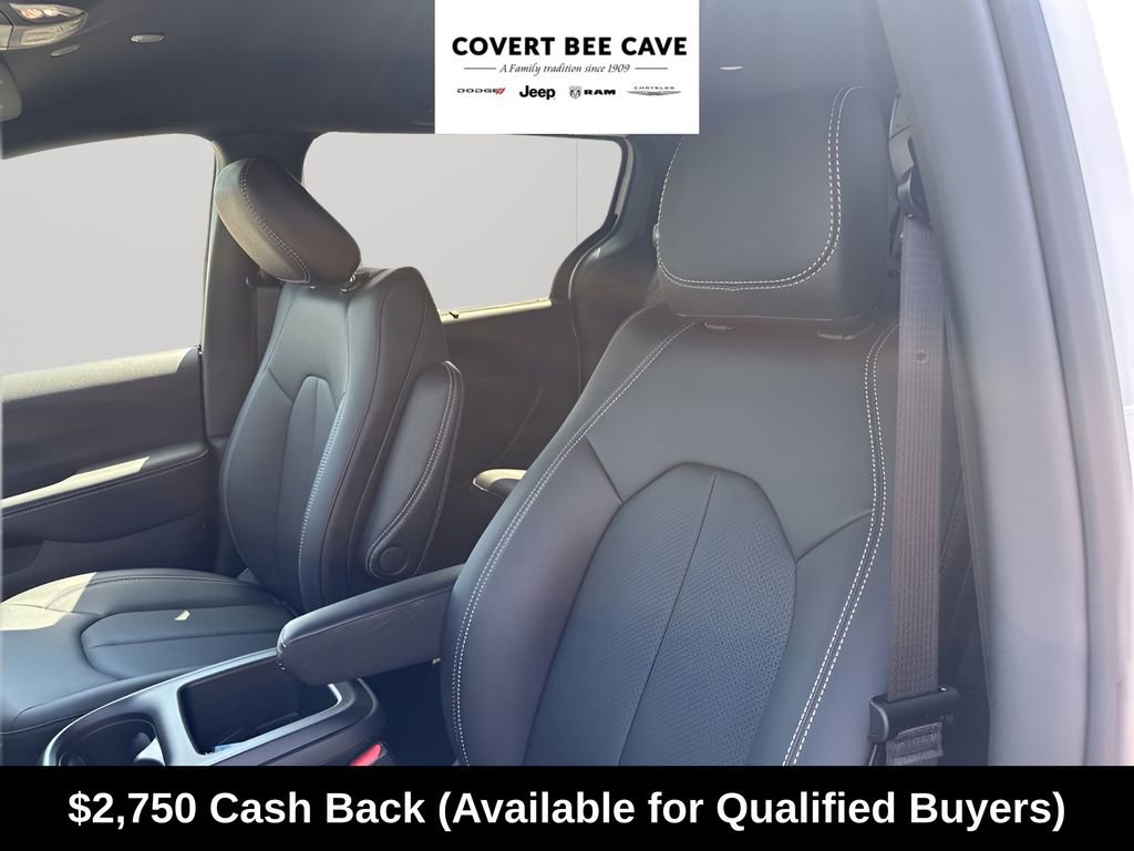 New 2026 Chrysler Voyager LX image 40