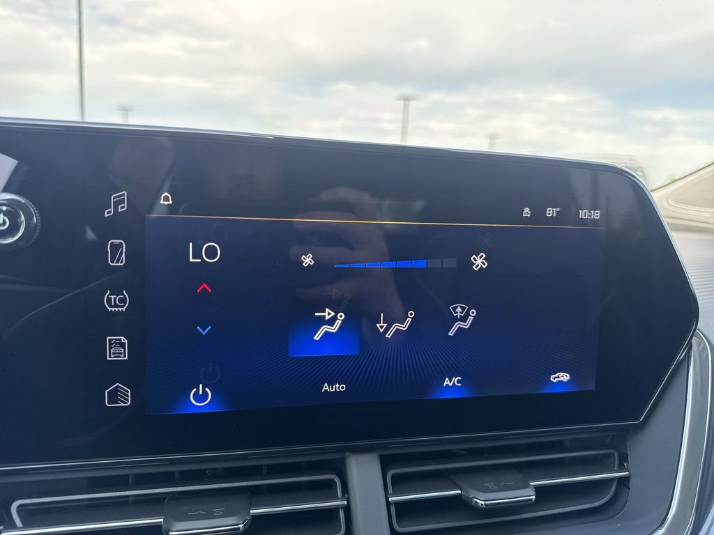 New 2026 Chevrolet Trax ACTIV w/ Driver Confidence Package FWD image 19