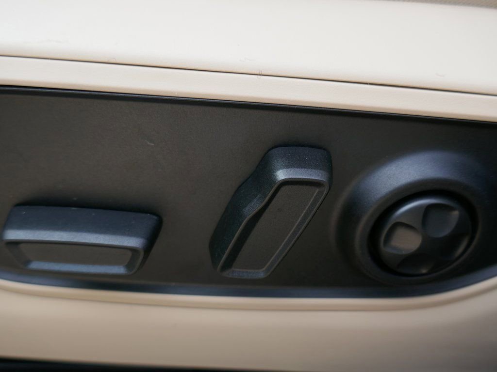 New 2026 Jeep Grand Cherokee Limited w/ Limited Altitude Package image 15