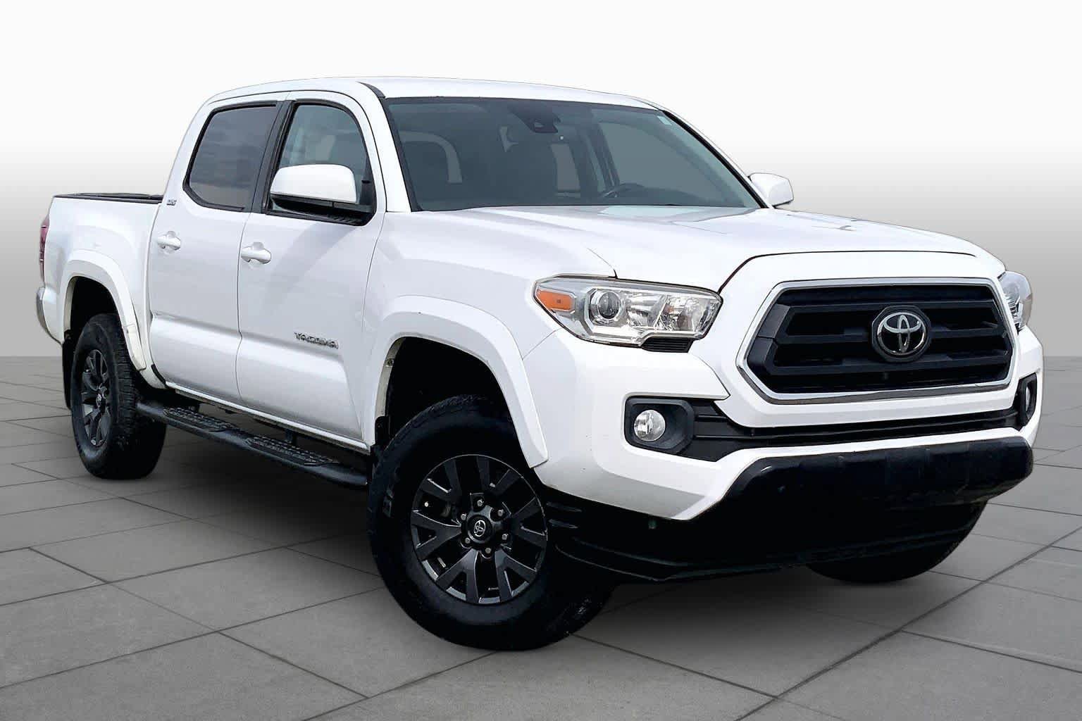 Used 2021 Toyota Tacoma SR5 RWD image 3