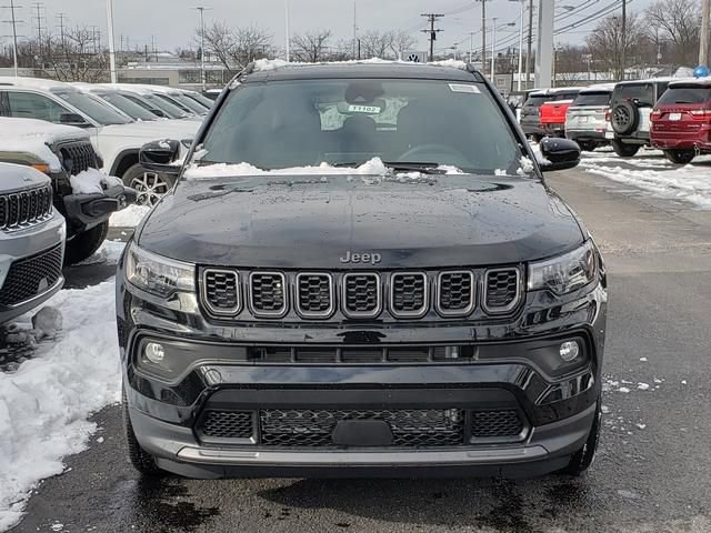 New 2026 Jeep Compass Latitude image 5
