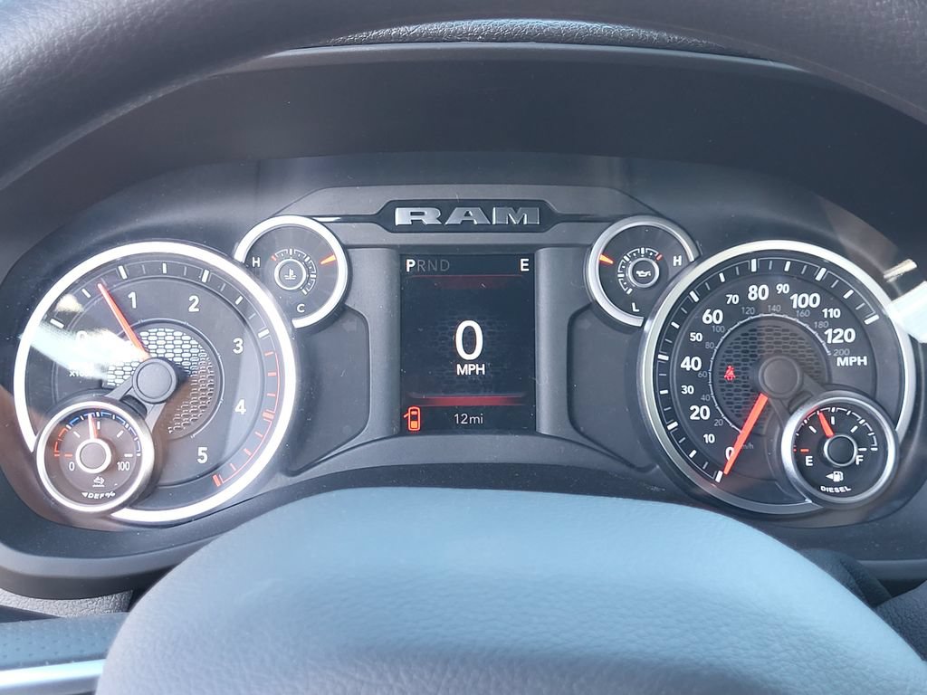 New 2026 RAM 2500 Tradesman AWD/4WD image 15