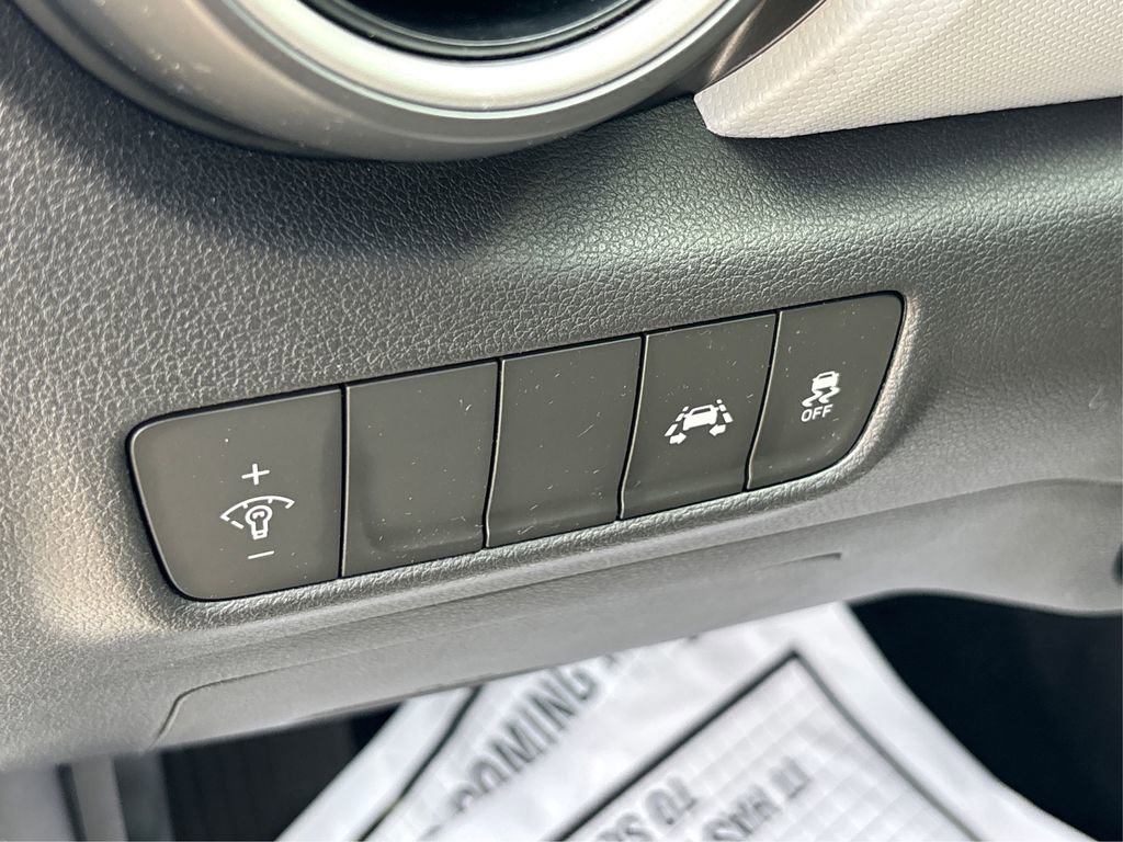 Used 2019 Hyundai Kona SE image 33