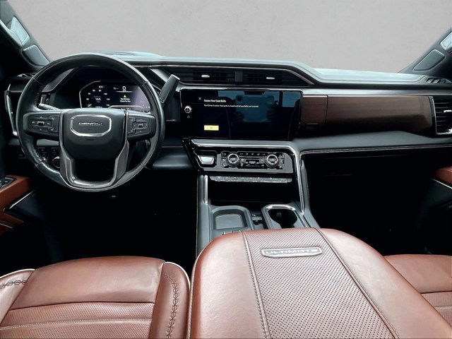 Used 2024 GMC Sierra 2500 Denali Ultimate AWD/4WD image 16