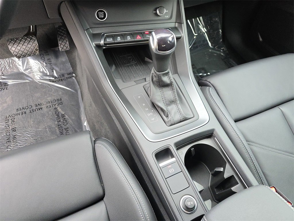 Certified 2024 Audi Q3 2.0T Premium w/ Convenience Package image 28