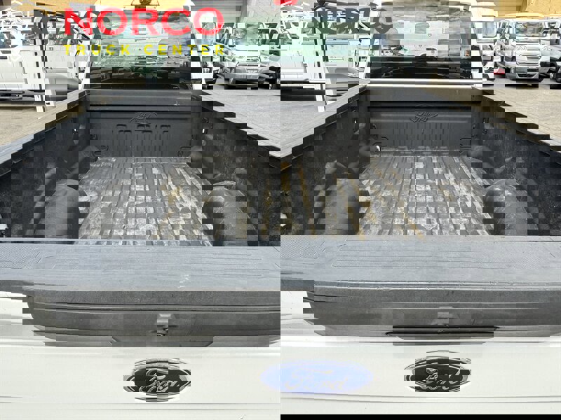 Used 2022 Ford F250 XL w/ Power Equipment Group image 9