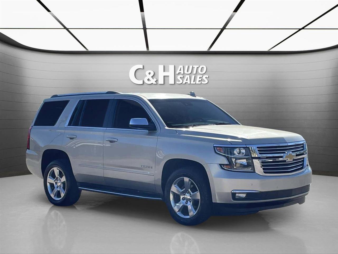Used 2017 Chevrolet Tahoe Premier AWD/4WD image 3