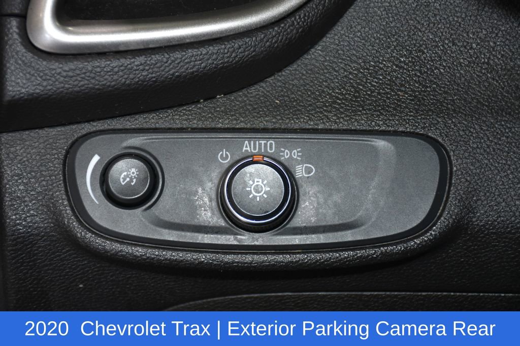 Used 2020 Chevrolet Trax LS FWD image 9