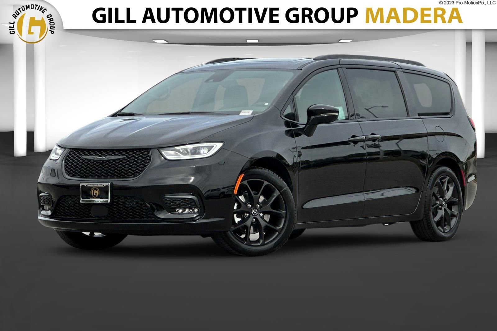 New 2026 Chrysler Pacifica Select image 1