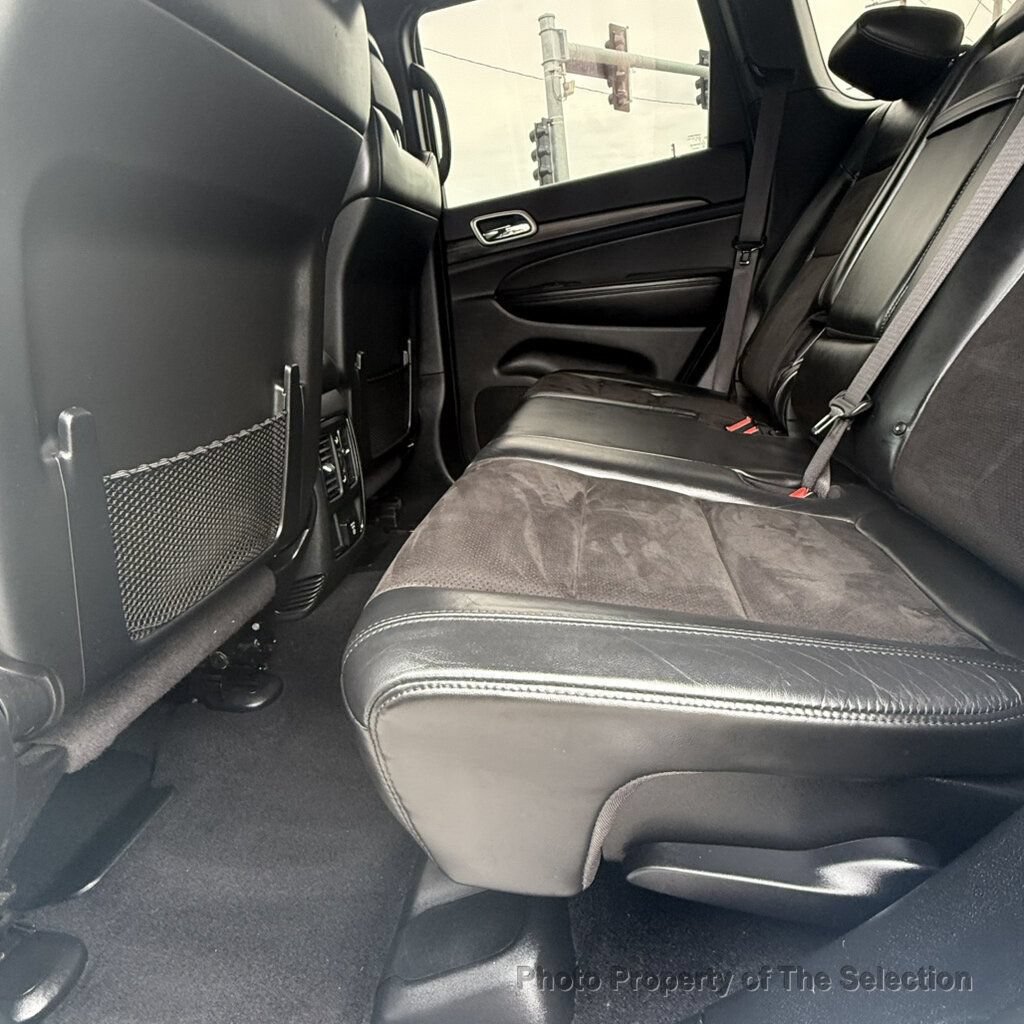 Used 2020 Jeep Grand Cherokee Altitude AWD/4WD image 35