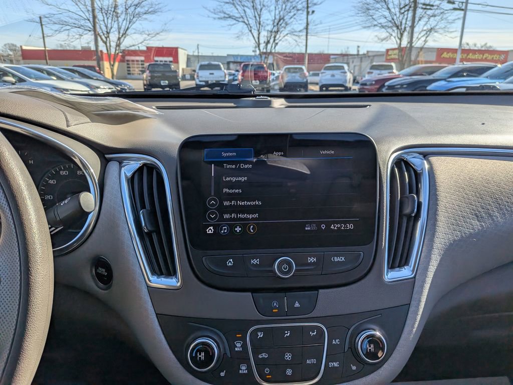 Used 2020 Chevrolet Malibu LT image 20