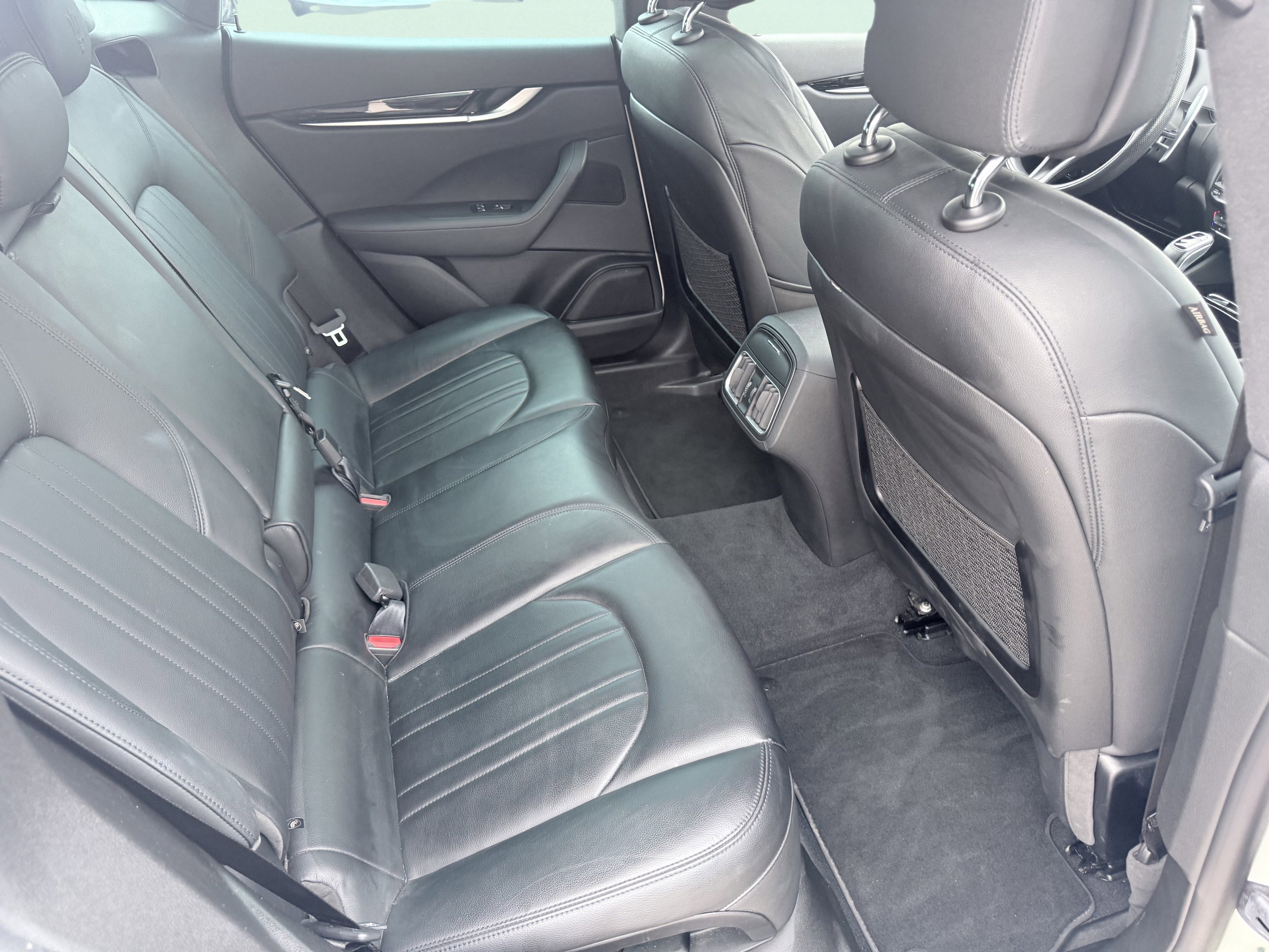 Used 2023 Maserati Levante Modena image 40