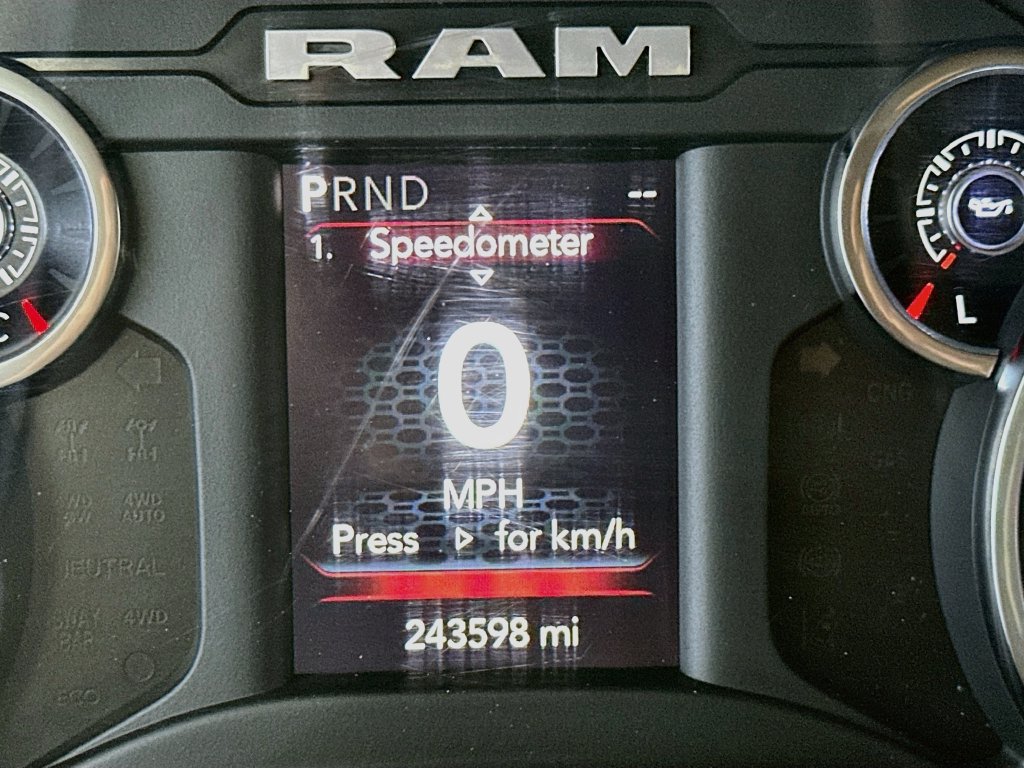 Used 2020 RAM 3500 Big Horn w/ Level 1 Equipment Group AWD/4WD image 15