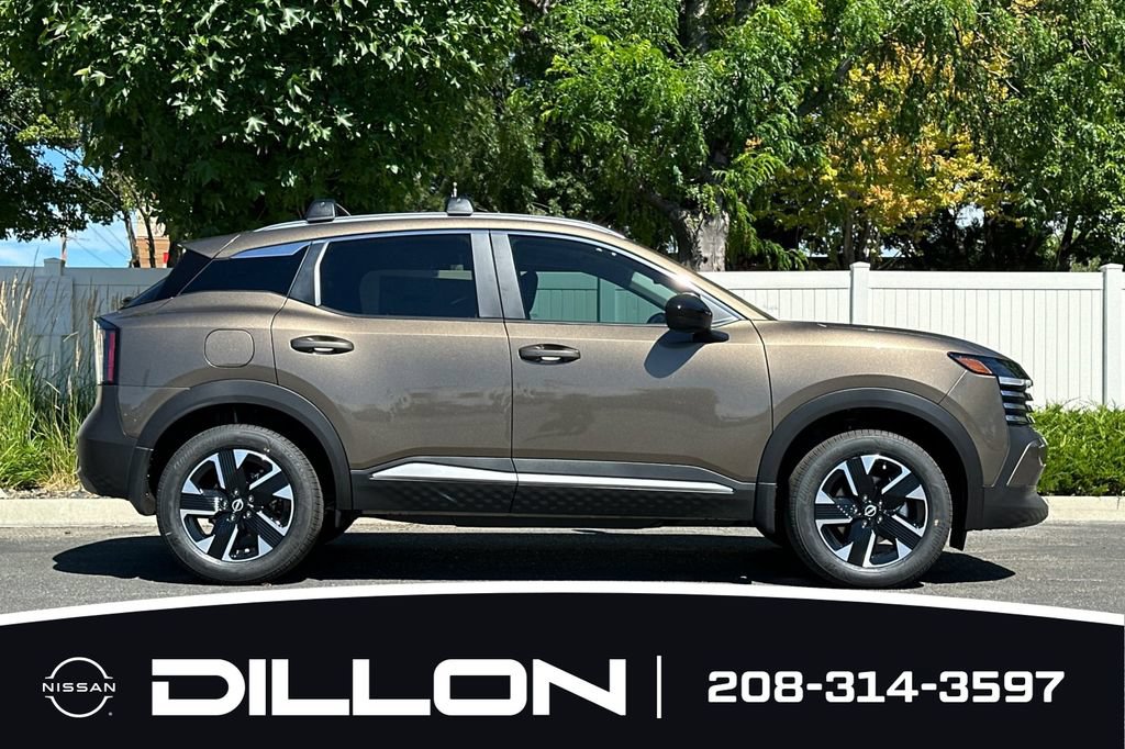 New 2026 Nissan Kicks SV w/ Interior Electronics Package AWD/4WD image 3