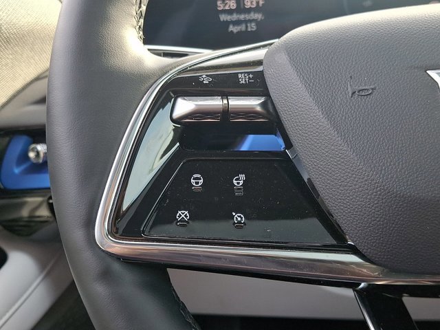 Used 2025 Cadillac Optiq Sport 2 image 22