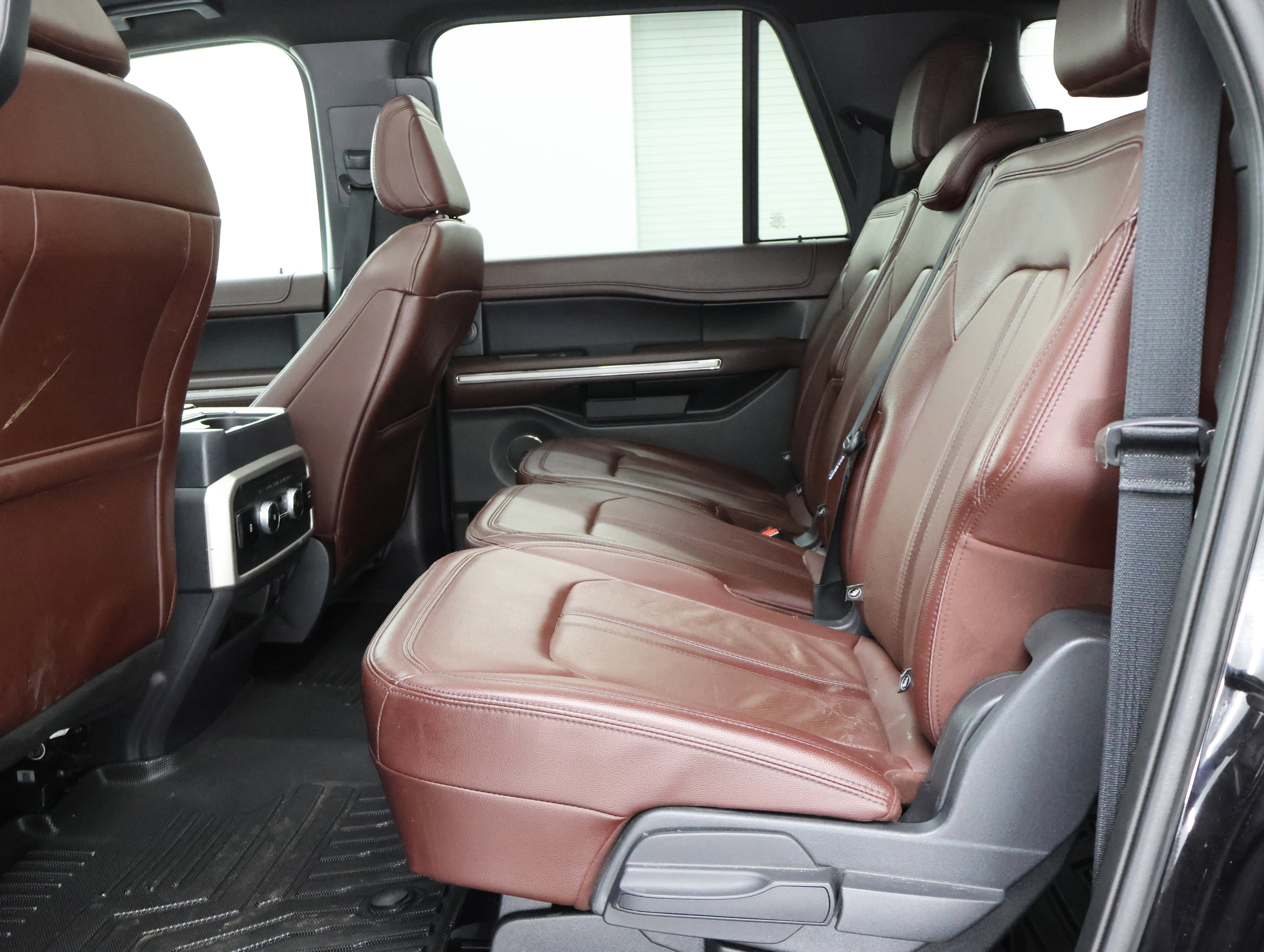 Used 2023 Ford Expedition Max Limited image 9