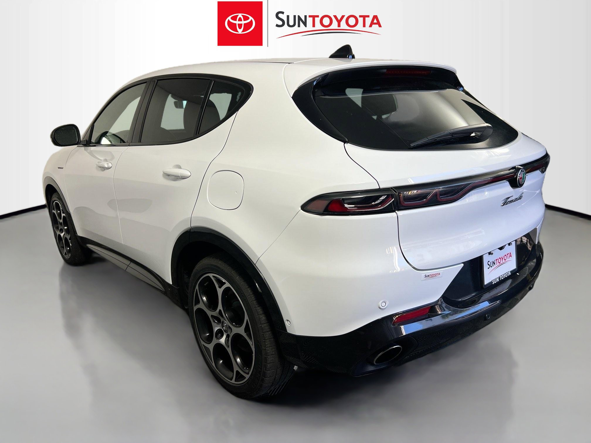 Used 2024 Alfa Romeo Tonale Veloce w/ Active Assist Package AWD/4WD image 6
