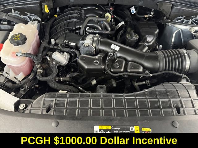 Used 2024 Jeep Grand Cherokee L Limited w/ Luxury Tech Group II image 6