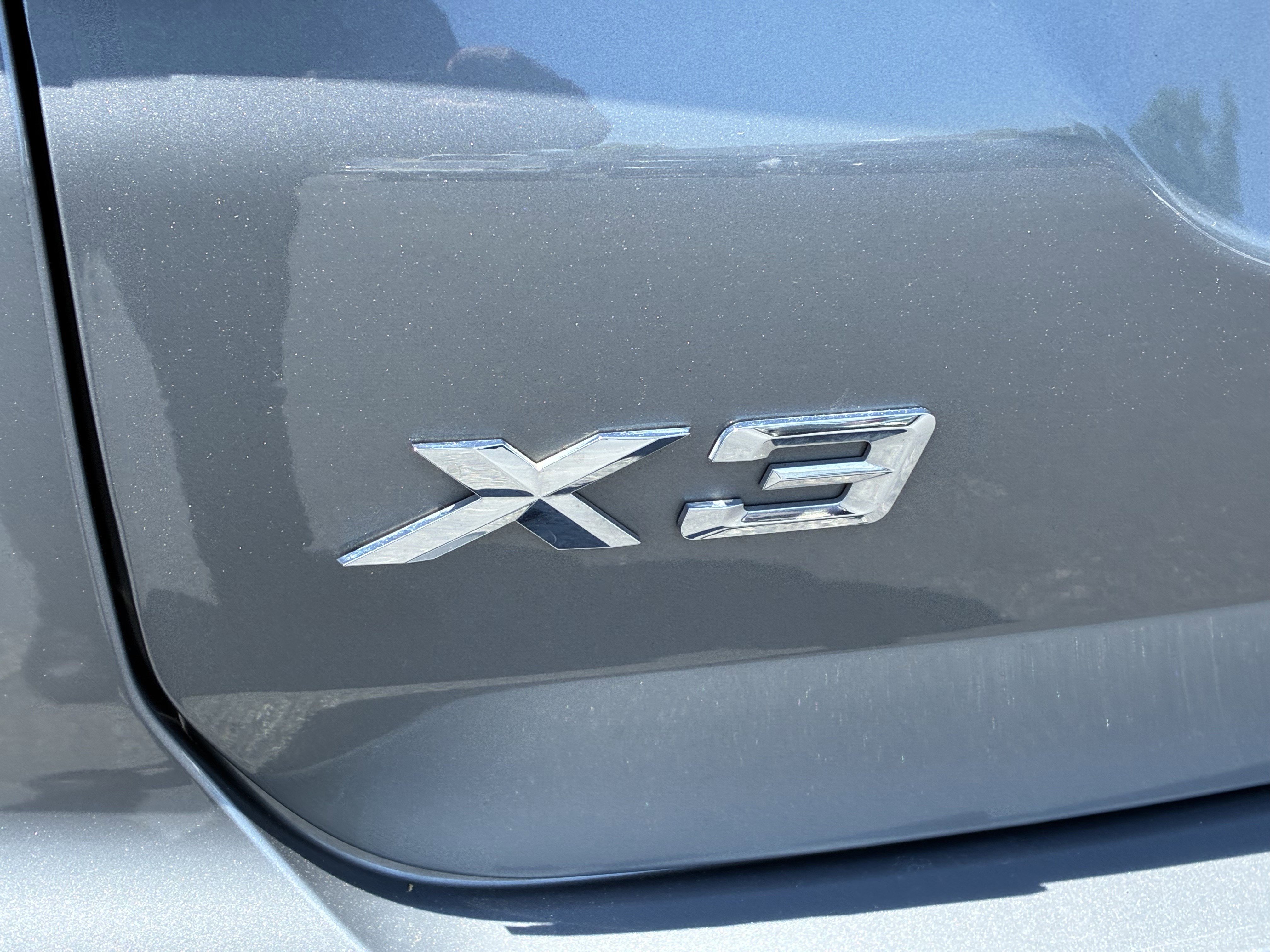 Used 2023 BMW X3 xDrive30i w/ Premium Package AWD/4WD image 11