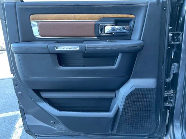 Used 2016 RAM 1500 Laramie Longhorn AWD/4WD image 25