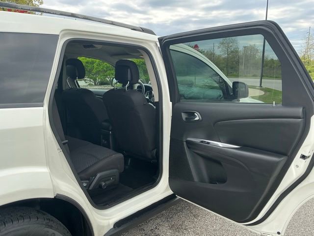 Used 2017 Dodge Journey SE w/ Flexible Seating Group FWD image 17