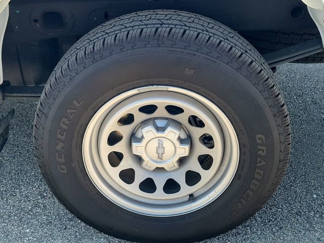 Used 2024 Chevrolet Silverado 1500 W/T w/ WT Value Package AWD/4WD image 8