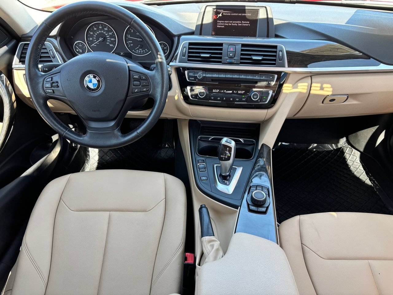 Used 2017 BMW 320i Sedan RWD image 12