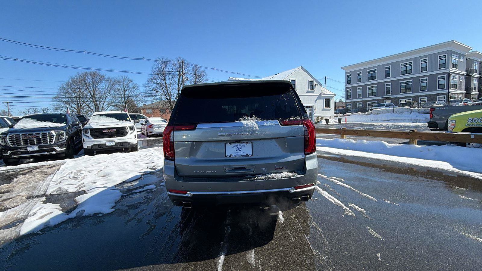 New 2025 GMC Yukon XL Denali w/ Sun & Power Step Package image 6