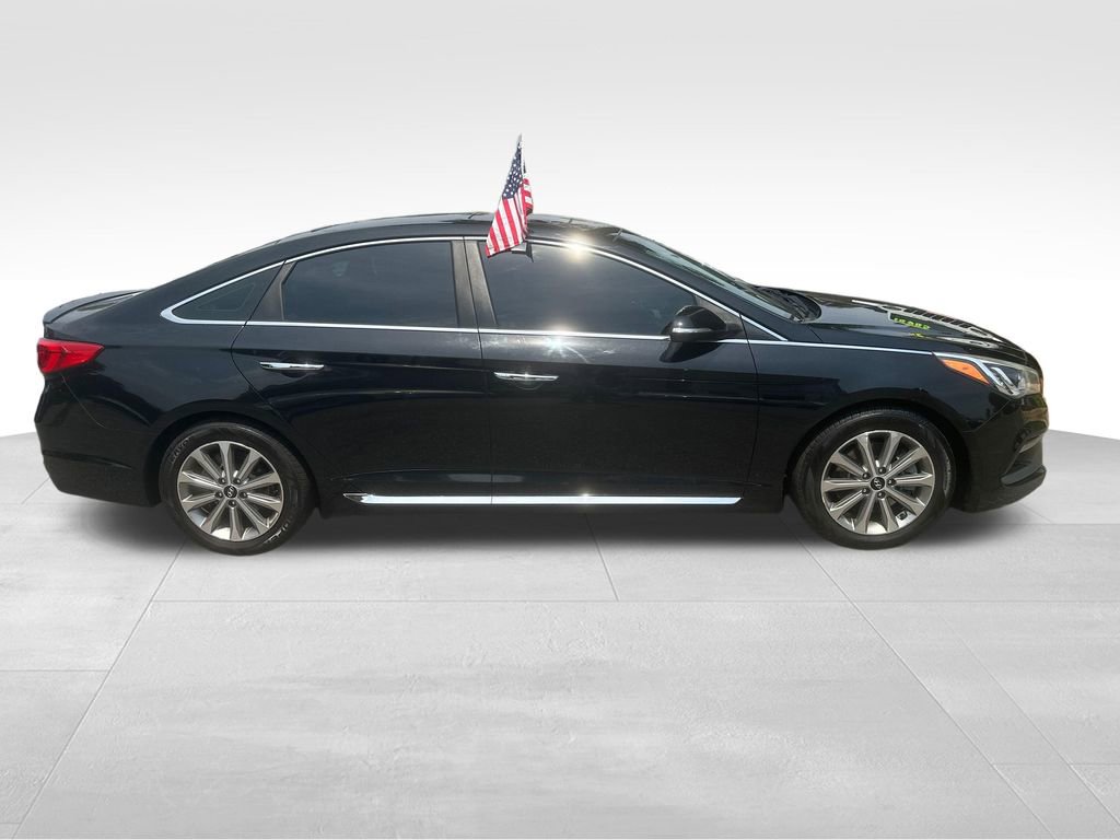 Used 2017 Hyundai Sonata Limited w/ Ultimate Package 04 FWD image 27