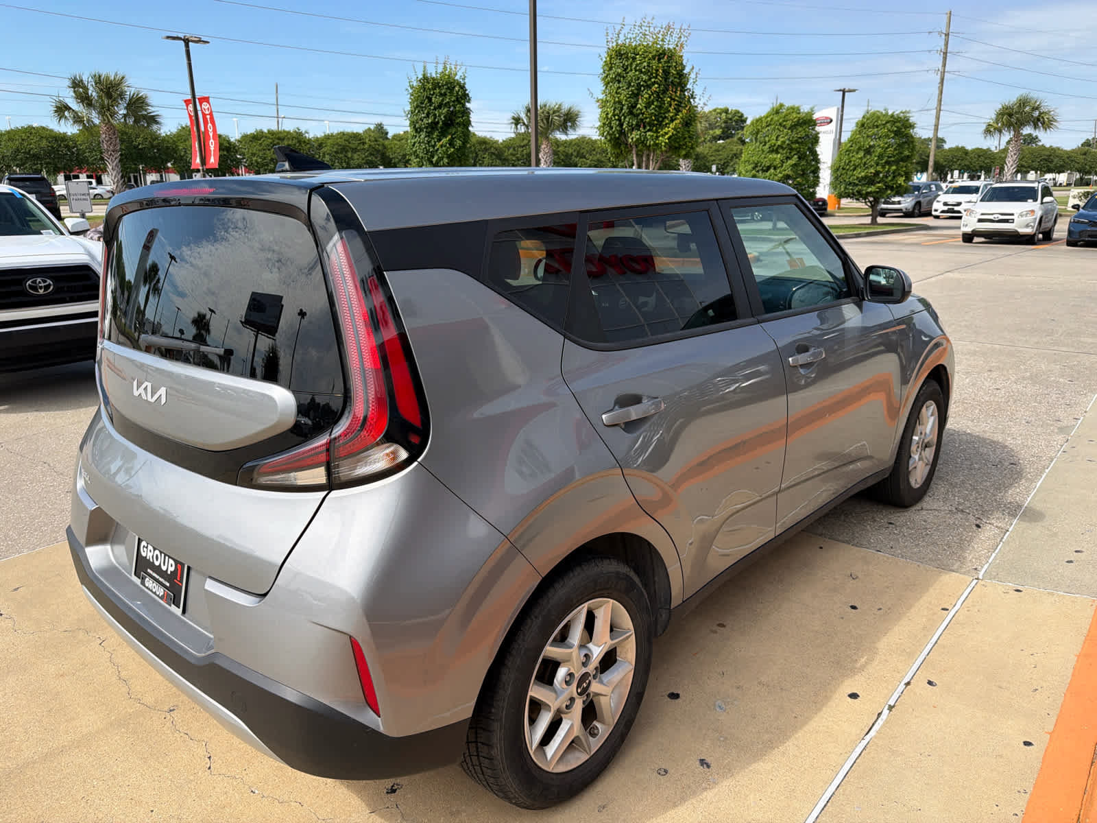 Used 2024 Kia Soul LX w/ Option Group 015 image 5