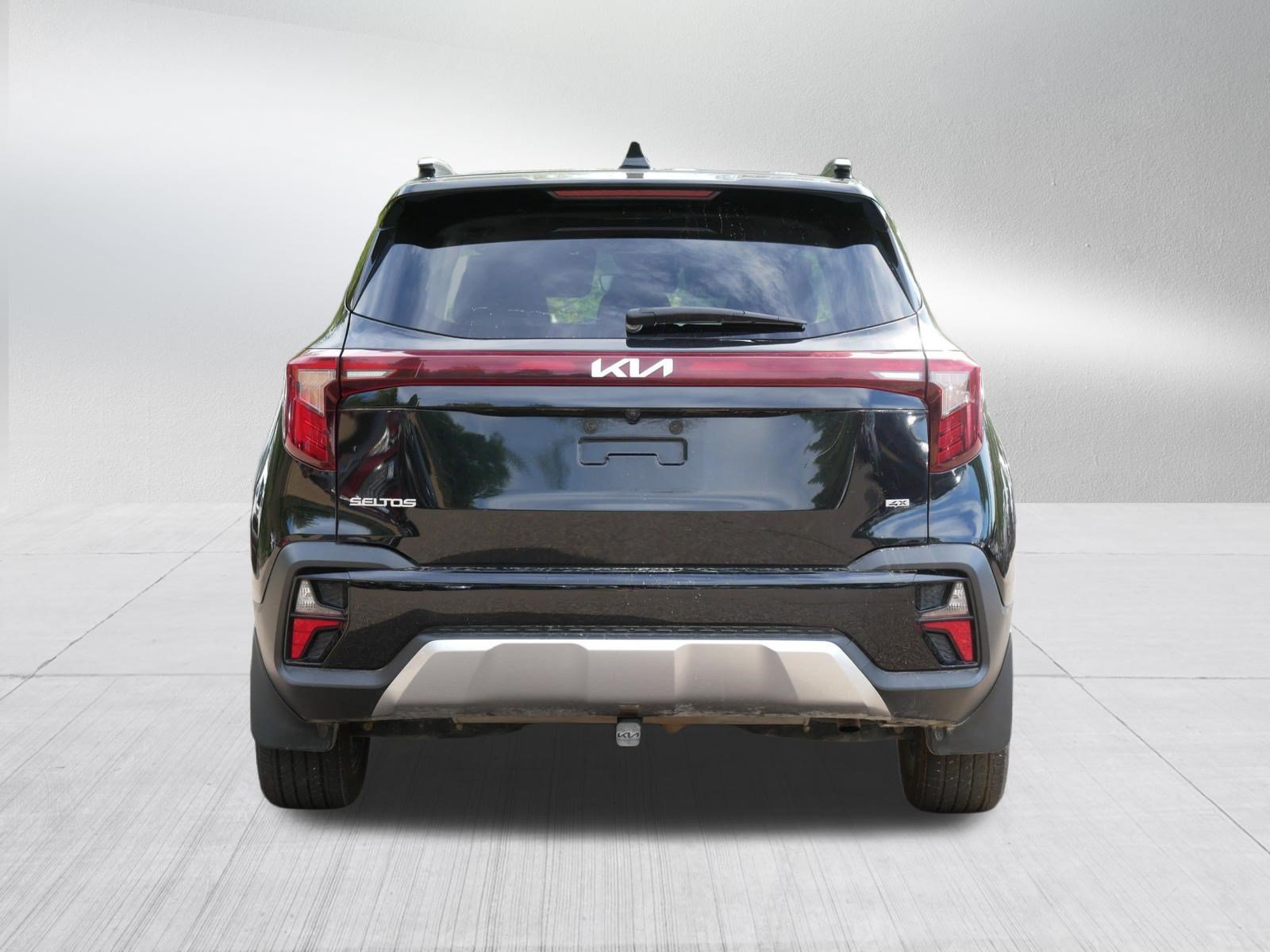 Certified 2024 Kia Seltos EX AWD/4WD image 6