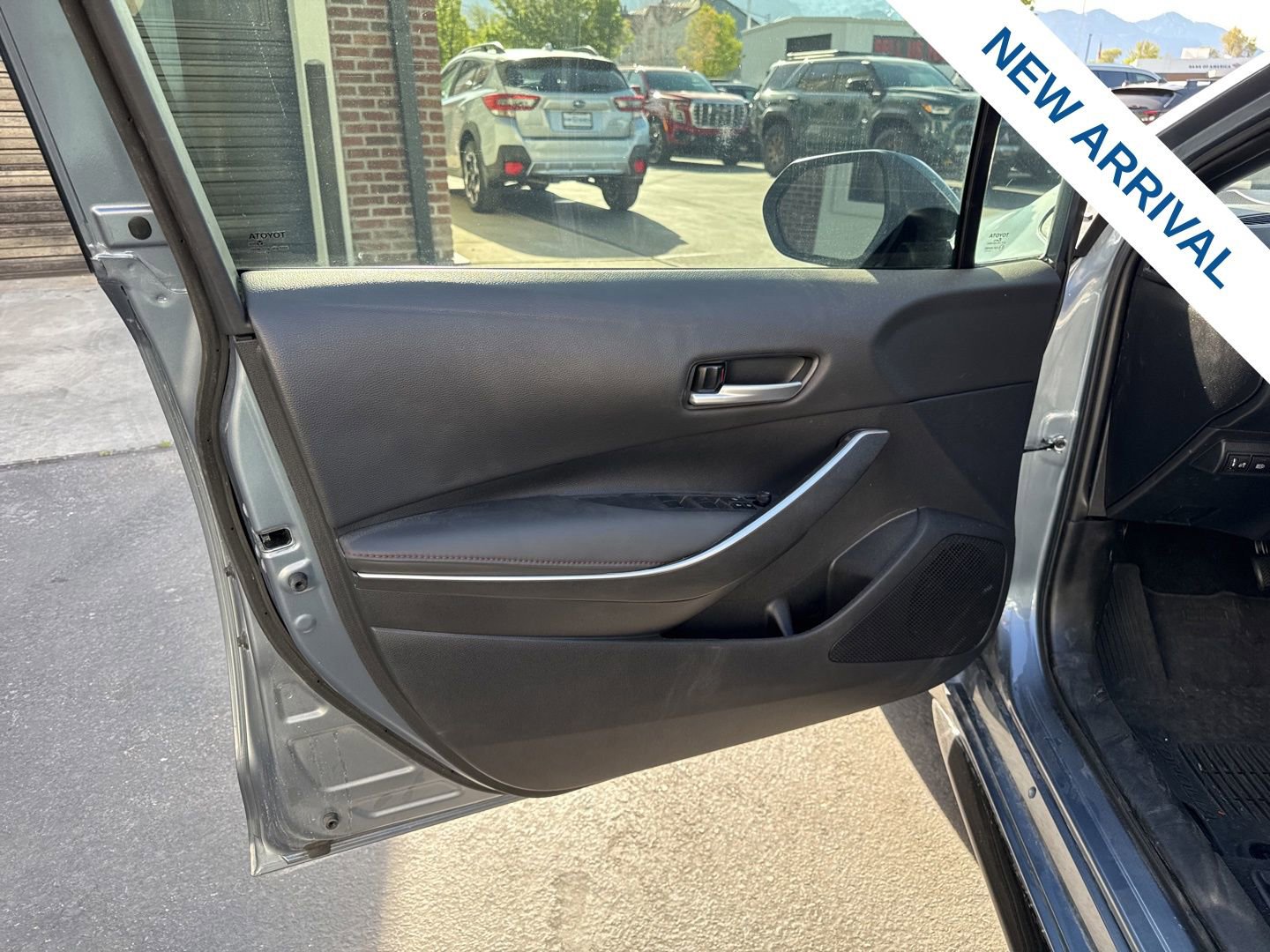 Used 2024 Toyota Corolla SE image 17