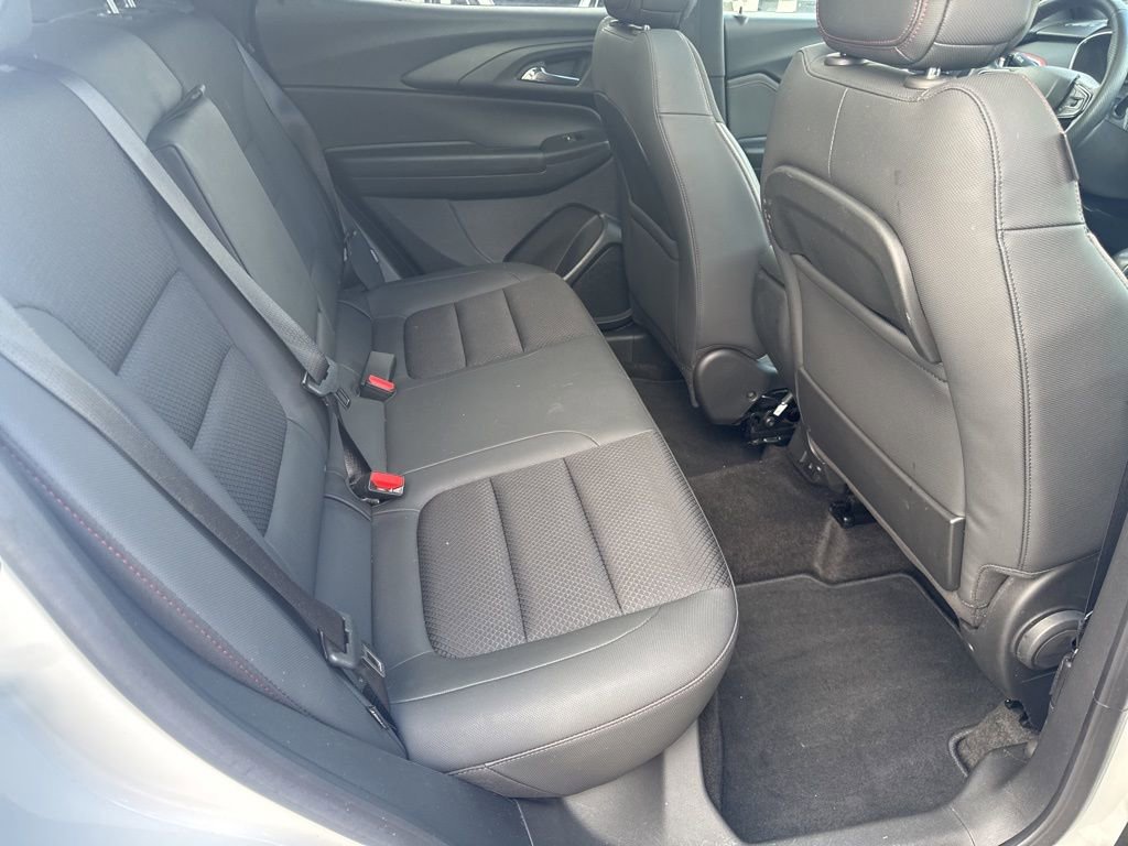 Used 2023 Chevrolet TrailBlazer RS w/ Sun and Liftgate Package AWD/4WD image 39