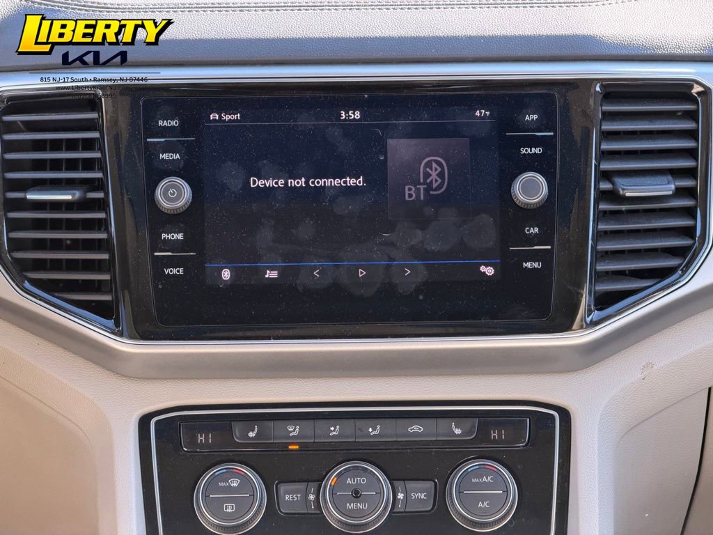 Used 2018 Volkswagen Atlas SEL AWD/4WD image 14