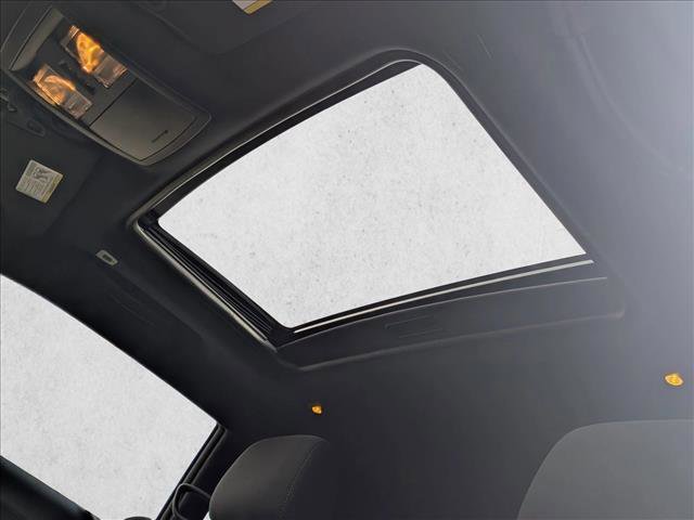 Used 2018 Dodge Challenger R/T Scat Pack image 16