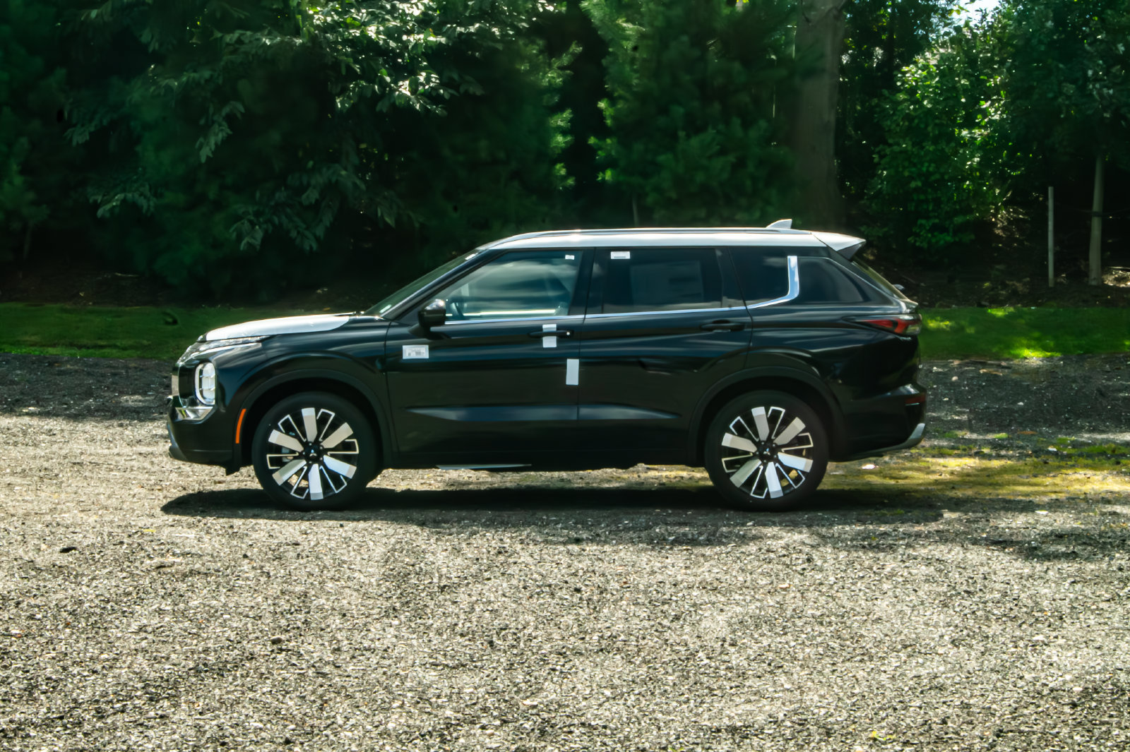New 2025 Mitsubishi Outlander AWD image 4