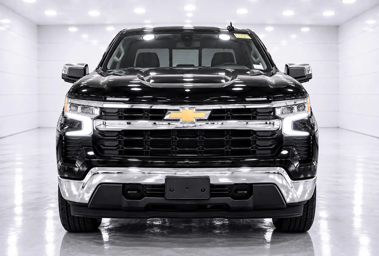 Used 2023 Chevrolet Silverado 1500 LT AWD/4WD image 8